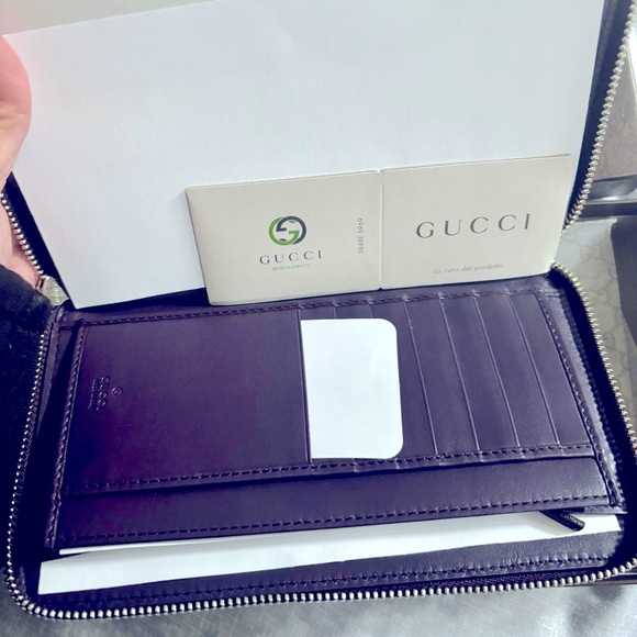 GUCCI Microguccissima Zippy Wallet in Purple and Silver Hardwear - Picture 9 of 16